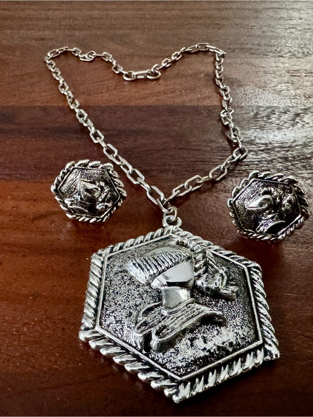 VTG BSK Necklace & Earrings Silver Tone Knight & Mirror Medallion Medieval Armor